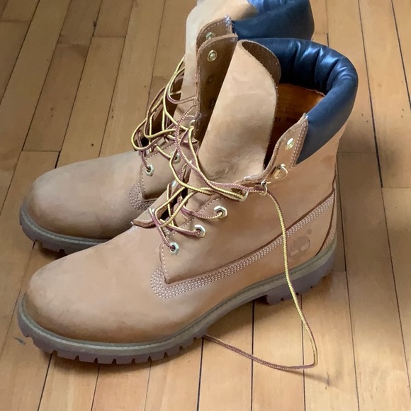 Timberland Waterproof Boots size 10 main image 5